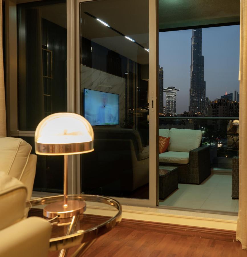 Luxury 3 Bedroom - Direct View To Burj Khalifa Dubai Exterior photo